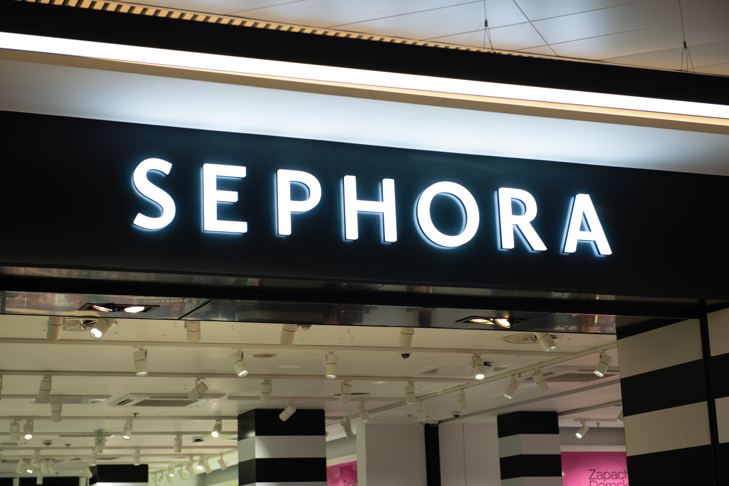 Example 2: Sephora (Loyalty Program + Personalization)