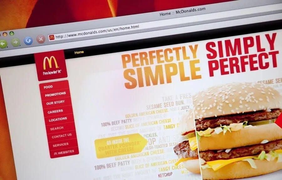 mymcdonalds-rewards-page-displaying-earn-and-burn-mechanics-and-app-download