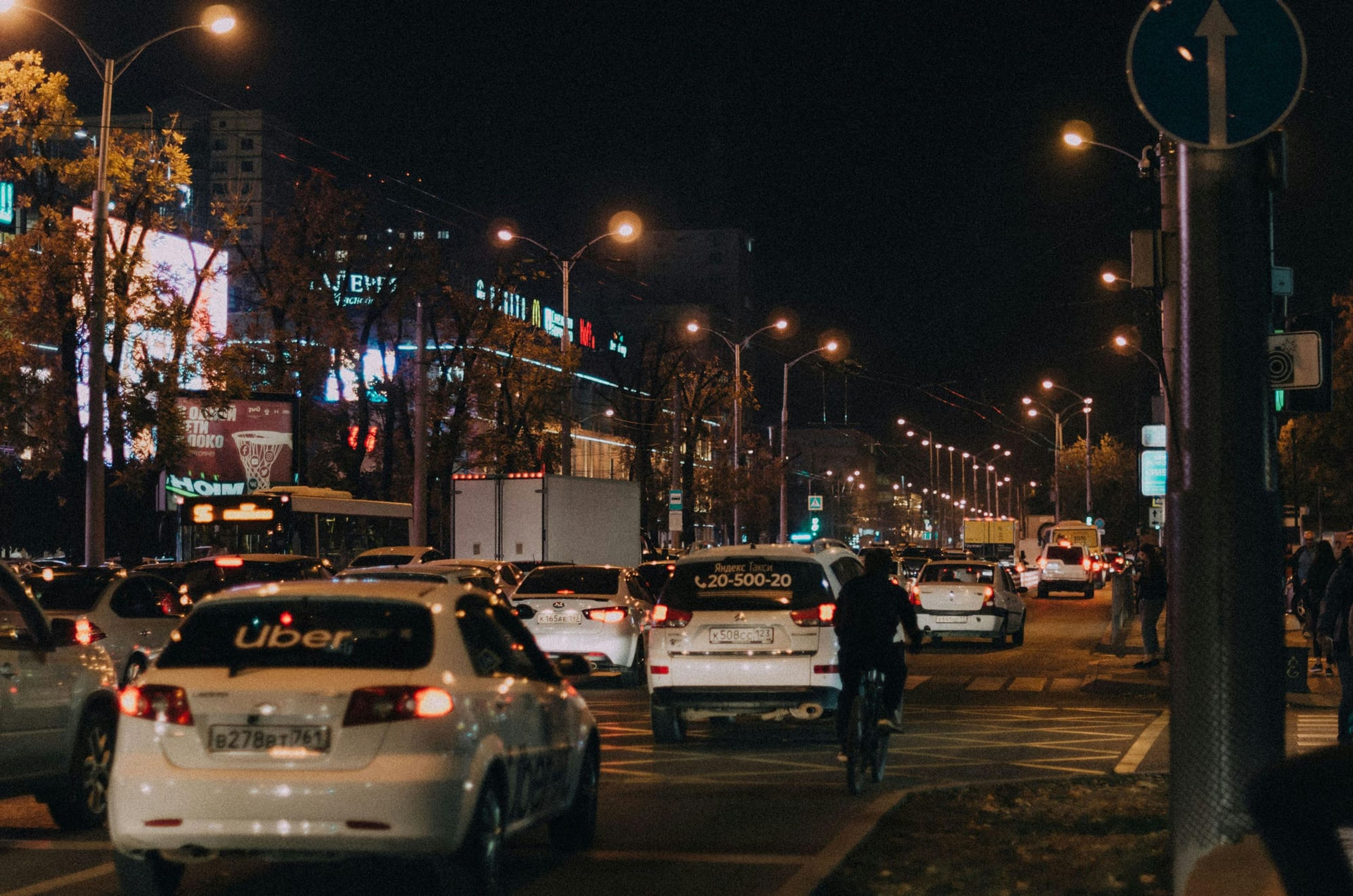 Driver Loyalty Program: Best Examples and How to Build One That Works