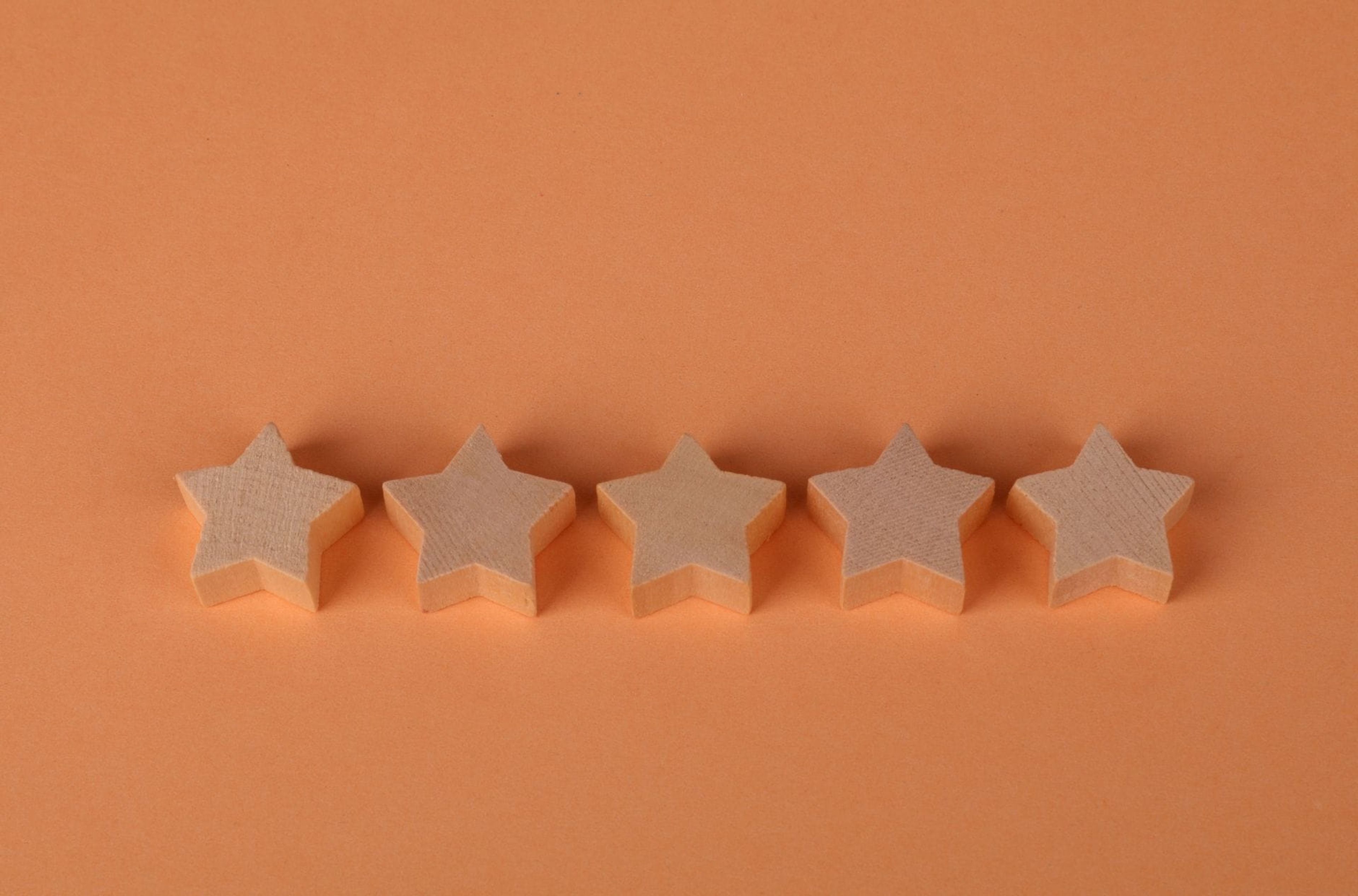Customer Loyalty and Customer Satisfaction: Why Happy Customers Still Leave (And How to Fix It)